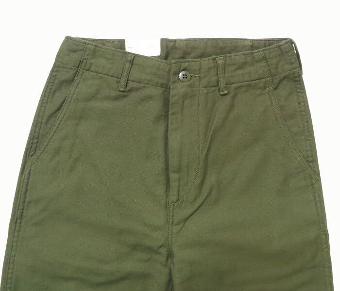 ドミンゴ D.M.G. DOMINGO Locker geschnittene Rückseite Satin Militär-Stretchhose 14-351T