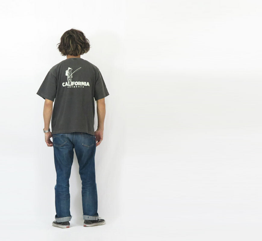 バーンズ BARNS เสื้อยืดแขนสั้นคอผูกขอบ พิมพ์ลาย Pigment "CALIFORNIA" BR-25296