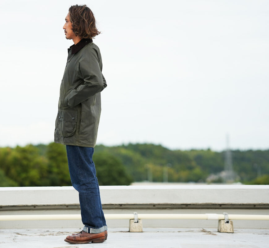 Barbour バブアー BEAUFORT Wachsbaumwolljacke Regular Fit MWX0017
