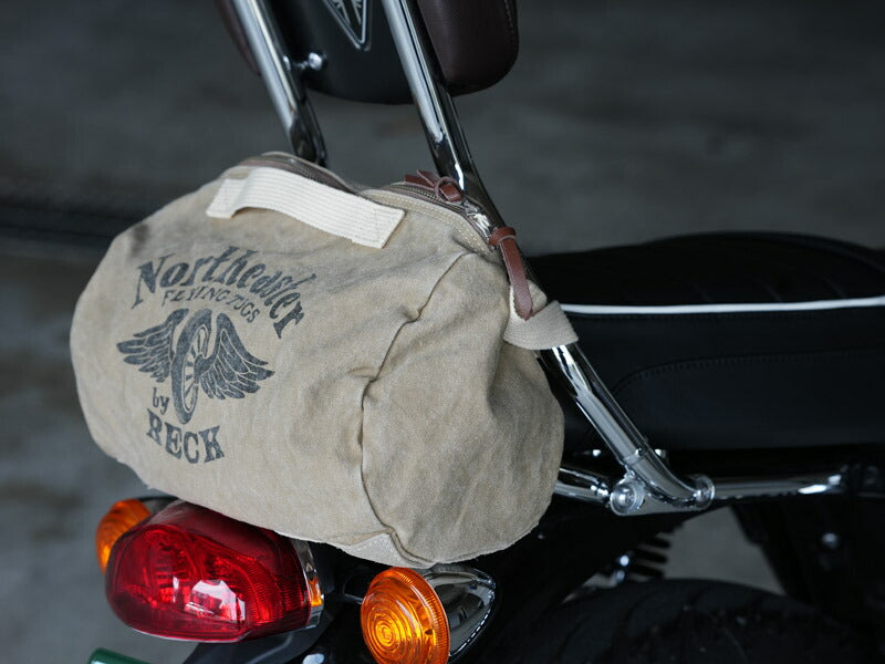 ทอยส์แมคคอย TOYS McCOY กระเป๋าสะพายผ้าฝ้ายแคนวาส HANDLE BAR BAG "BECK NORTHEASTER" TMA2530