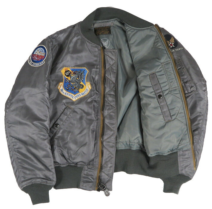 トイズマッコイ TOYS McCOY フライトジャケット 30周年記念モデル MA-1 アルバートターナー社 ALBERT TURNER MIL-J-8279A 30TH ANNIVERSAR TMJ2620 【2026年秋冬新作】