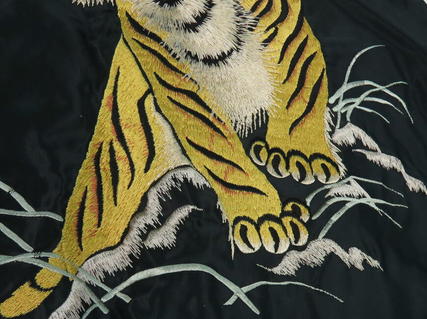 Tailor Toyo Taylor Toyo Wende-Acetat-Satin Sukajan ROARING TIGER × BLACK DRAGON Stickjacke TT15877-119 【Frühjahr/Sommer 2026 Neuheit】