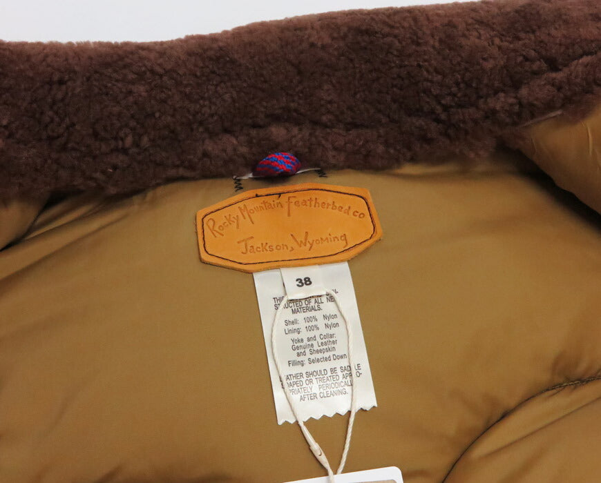 ウェアハウス WAREHOUSE ロッキーマウンテン フェザーベッド ROCKY MOUNTAIN FEATHERBED ไนลอน คริสตี้ เสื้อกั๊กดาวน์ โยคหนังม้าฮอร์สไฮด์ NYLON CHRISTY DOWN VEST ขนเป็ดขาว WH2235
